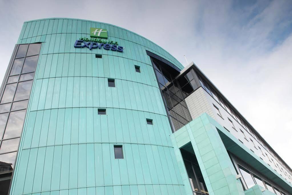 Holiday Inn Express Dundee By Ihg Eksteriør bilde